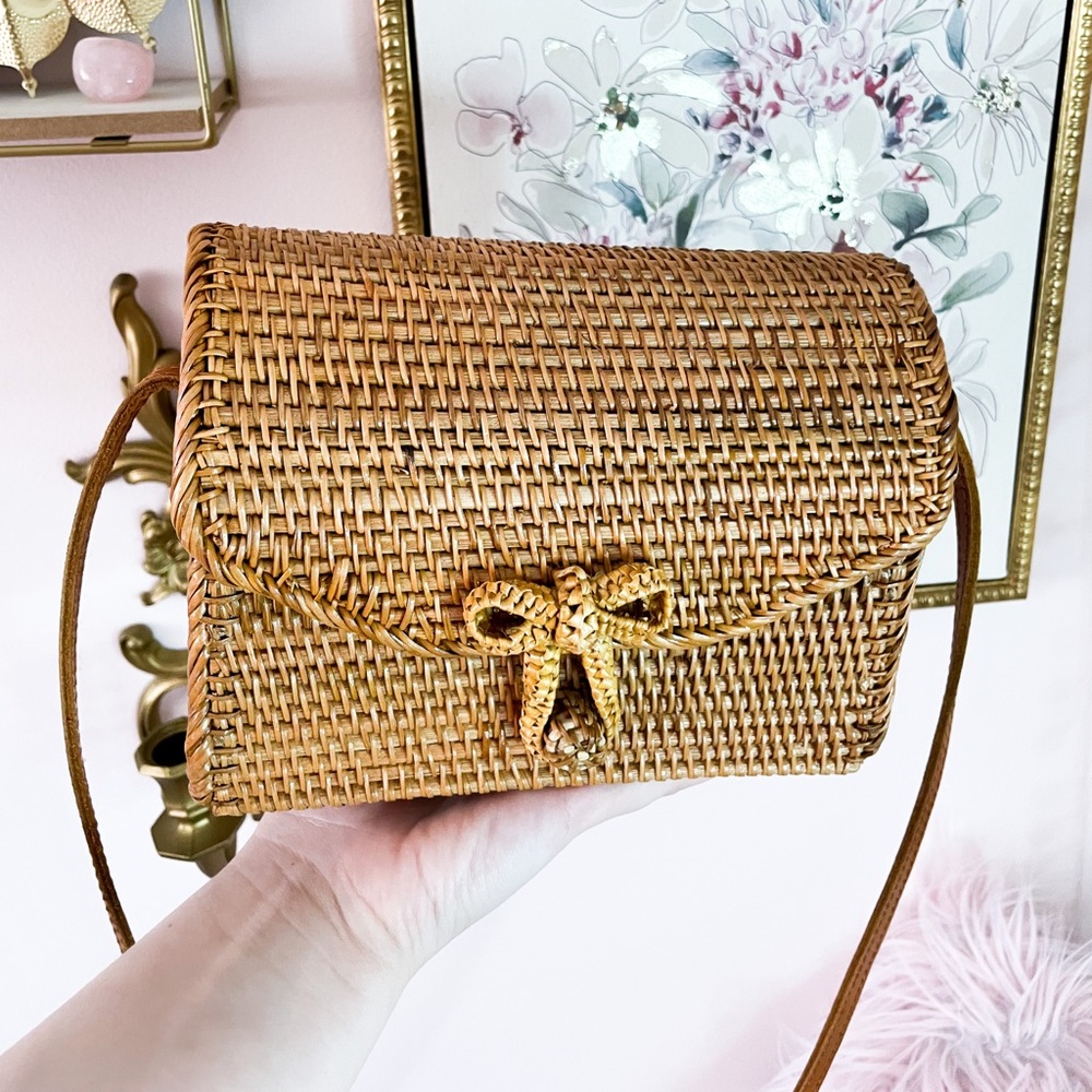 Wicker cross body purse | structured hard cover purse